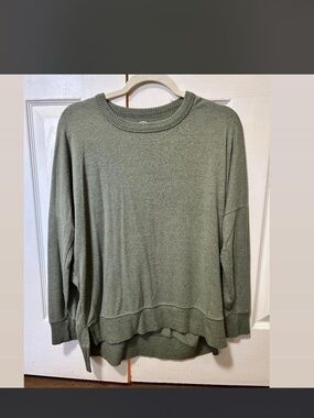 American Eagle Outfitters Olive Green Crewneck Sweatshirt